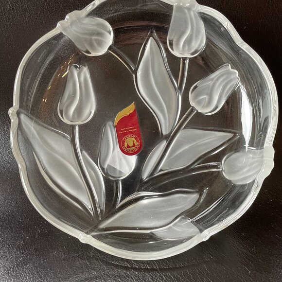 NWT Mikasa Walther Glass 7” Frosted Tulips Etched Glass Bowl-Germany - Picture 1 of 7